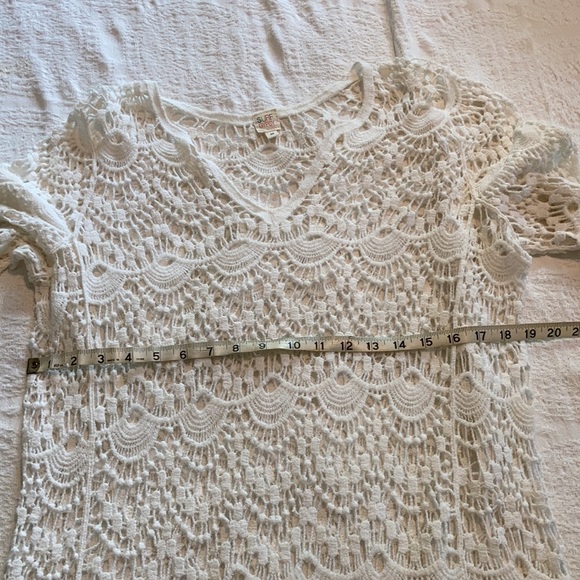 Surf Gyspy lace coverup - Picture 6 of 10